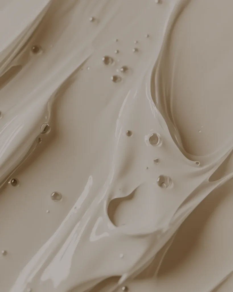 Kosmetyki pielegnacyjne do skory - retinol i produkty anti-aging